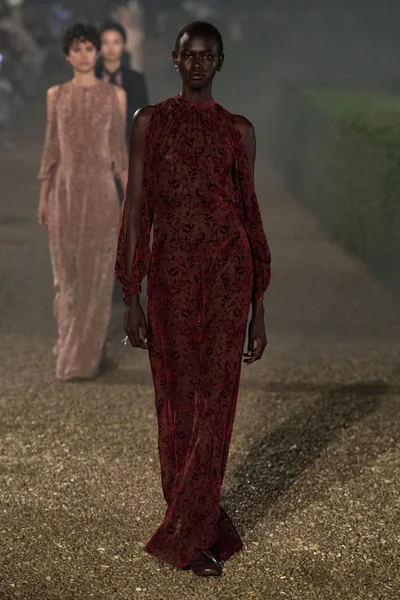 Look 54